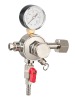 CO2 REGULATOR WITH ONE GAUGE