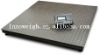 Industrial floor scale with indicator