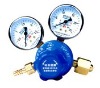 Oxygen pressure regulator