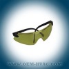 SAFETY GLASSES FOR LEAK DETECTION