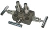 Three-way manifold