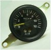 With single pointer automobile pressure gauge